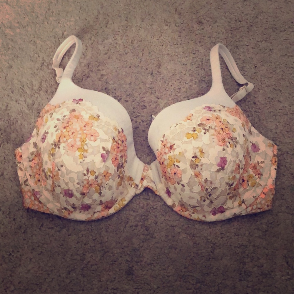Victoria secret bra